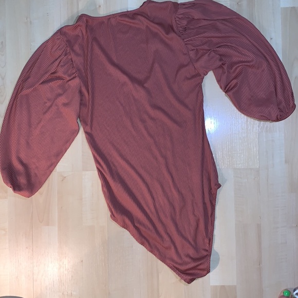 Stradivarius Rose Pink Ribbed V-scoop bodysuit - Picture 4 of 8